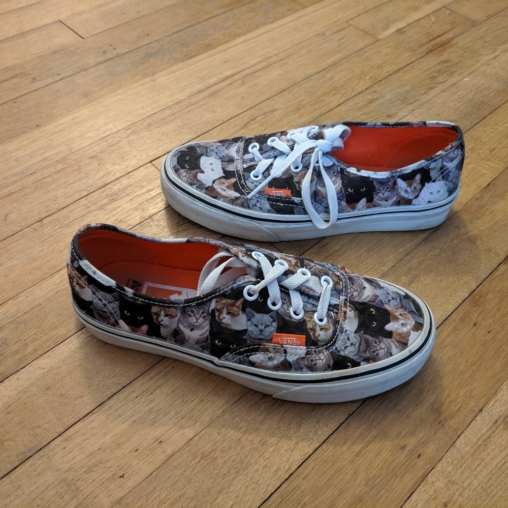 Vans women's cat shoes size 7